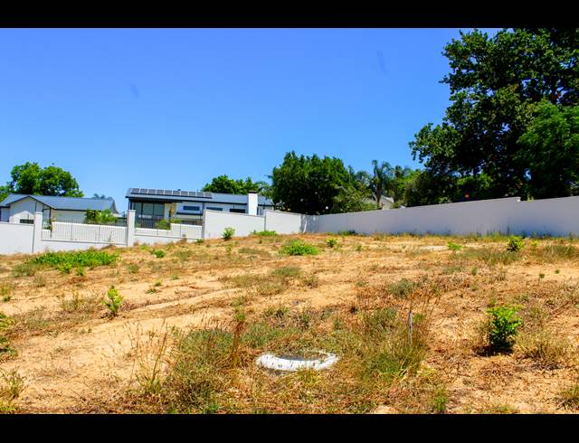 897M² VACANT LAND FOR SALE IN COURTRAI